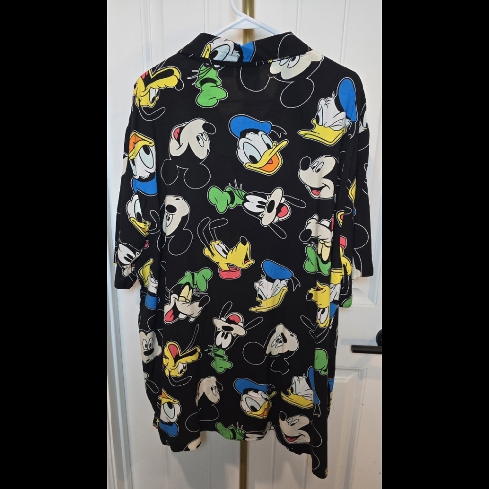 Disney Mens 3XL Button Down Character Shirt Mickey Donald Goofy NWOT - Picture 3 of 3